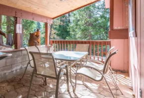 Cozy Bear South-Inside Yosemite-Sleeps 5